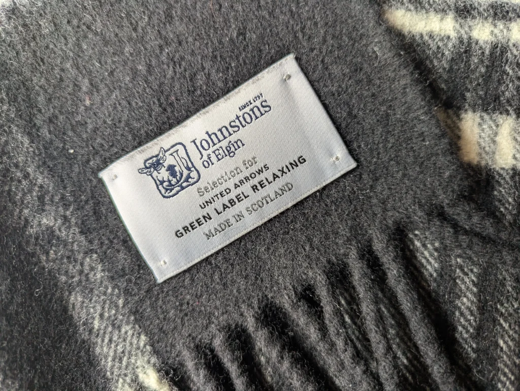 筆者が購入したJhonstonsのタグ